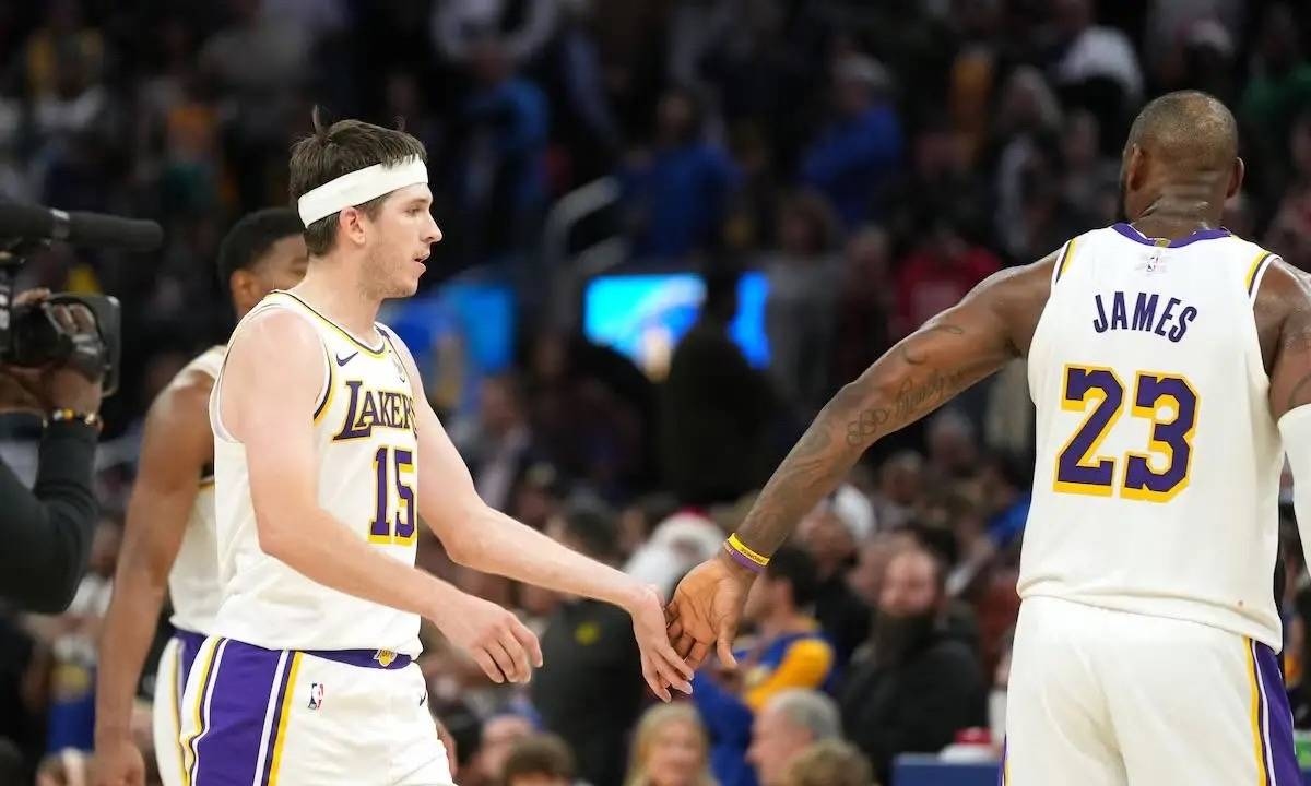 包含浓眉哥连续七场比赛得分超过赛事规则更新，澳大利亚队挑战极限！的词条